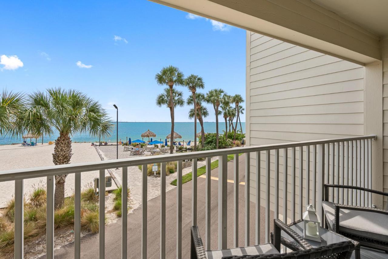 Bay Views From Your Balcony Beach Resort Tampa Eksteriør billede